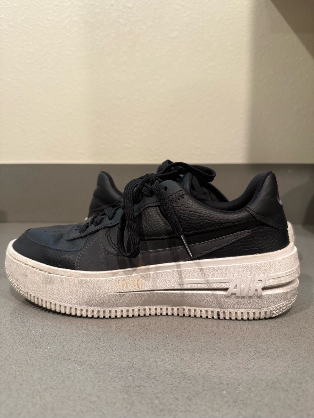 Nike Women's Black Leather Air Force 1 Platform Sneakers - Size 8